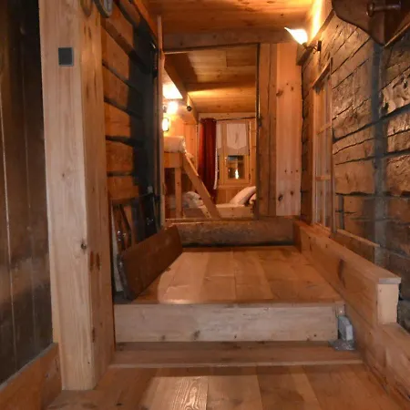 Ferme Renovee A Notre-dame-de-bellecombe, 8 Pers, Grande Terrasse, Animaux Acceptes, Parking - Fr-1-505-46 아파트 *